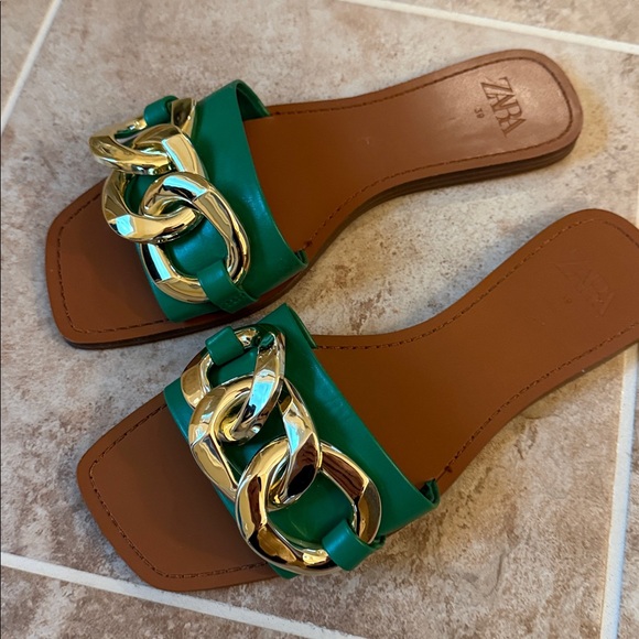 ZARA gold chain emerald green tan sandals European 39 - Picture 2 of 8